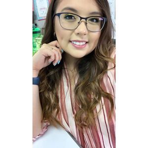 Meet your Posher, Evelyn